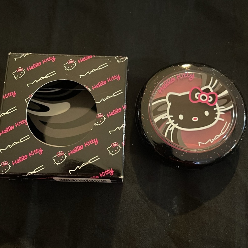 BRAND NEW IN BOX Rare Hello Kitty Mac collab makeup 3 pcs. - Picture 10 of 14
